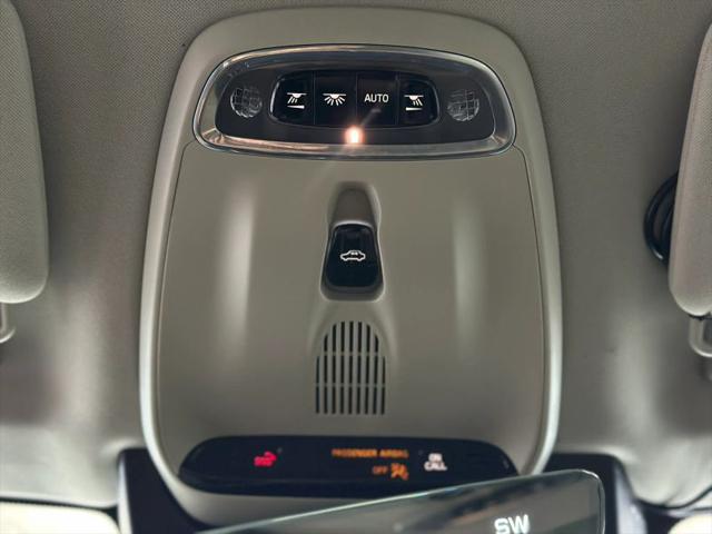 2020 Volvo XC90 T6 Momentum 7 Passenger