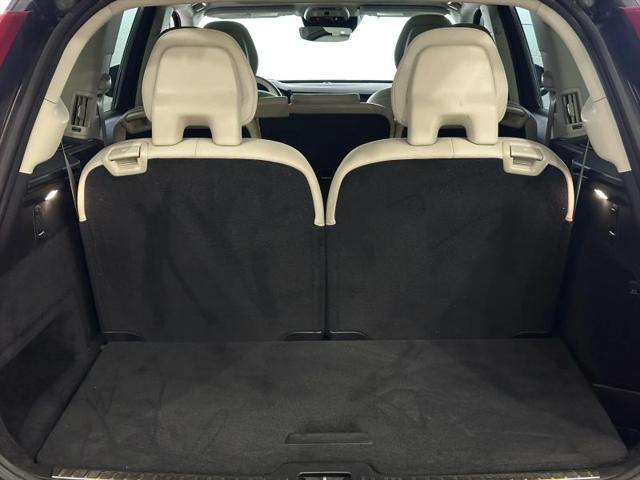 2020 Volvo XC90 T6 Momentum 7 Passenger