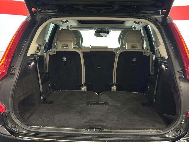 2020 Volvo XC90 T6 Momentum 7 Passenger
