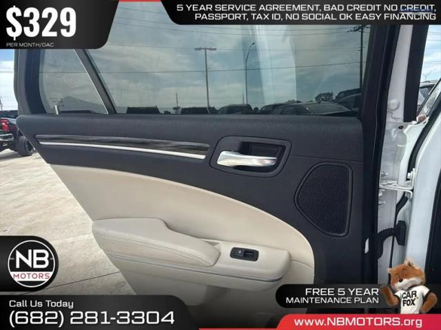 2015 Chrysler 300 Limited