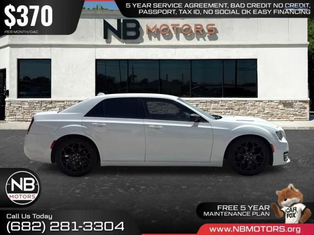 2019 Chrysler 300 Touring