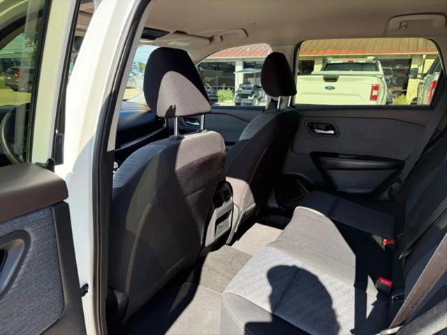 2023 Nissan Rogue SV FWD