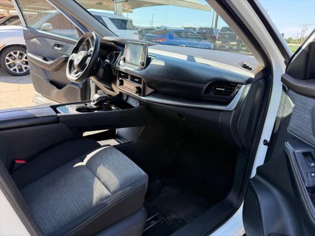 2023 Nissan Rogue SV FWD