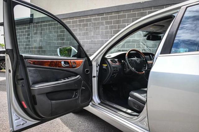 2016 Hyundai Equus Signature