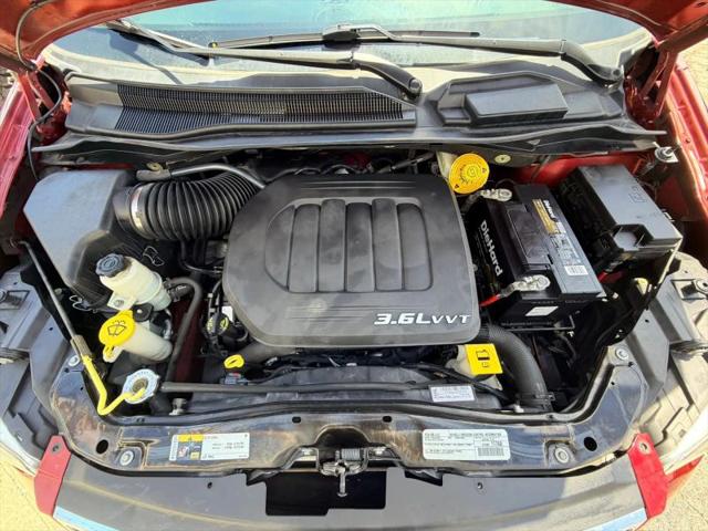 2015 Chrysler Town & Country Touring-L