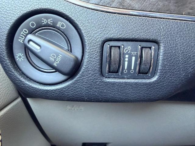 2015 Chrysler Town & Country Touring-L