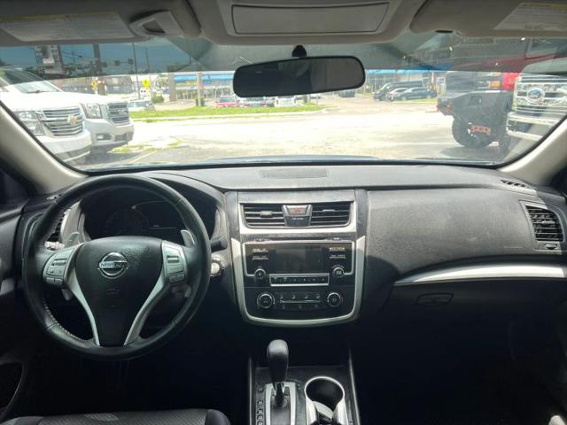 2016 Nissan Altima 2.5 SR