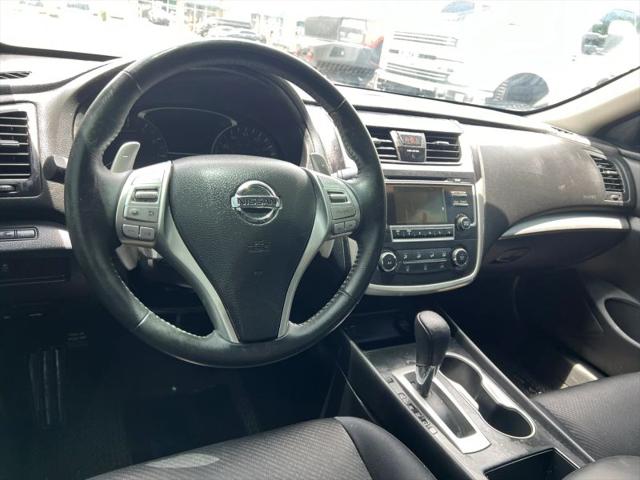 2016 Nissan Altima 2.5 SR