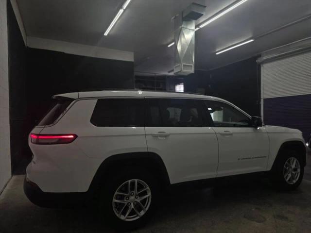 2023 Jeep Grand Cherokee L Laredo 4x4