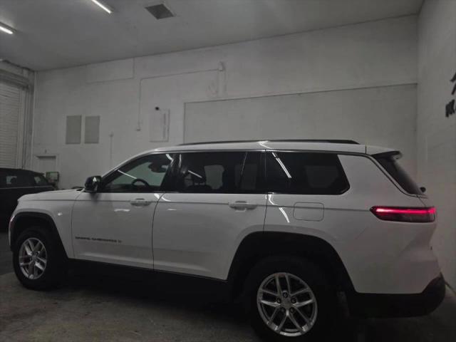 2023 Jeep Grand Cherokee L Laredo 4x4