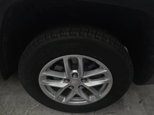 2023 Jeep Grand Cherokee L Laredo 4x4