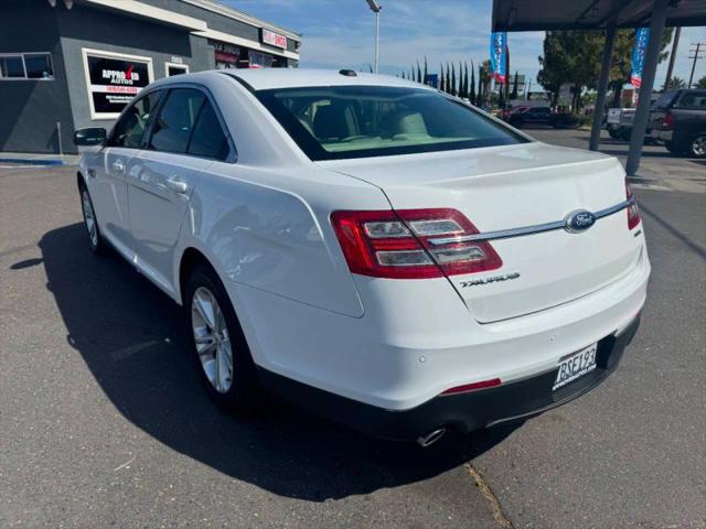 2013 Ford Taurus SEL