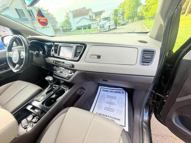 2017 Kia Sedona SX Luxury