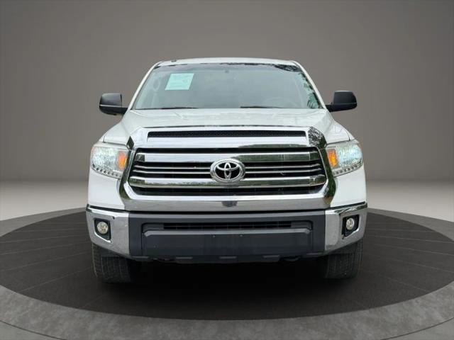 2017 Toyota Tundra SR5 5.7L V8