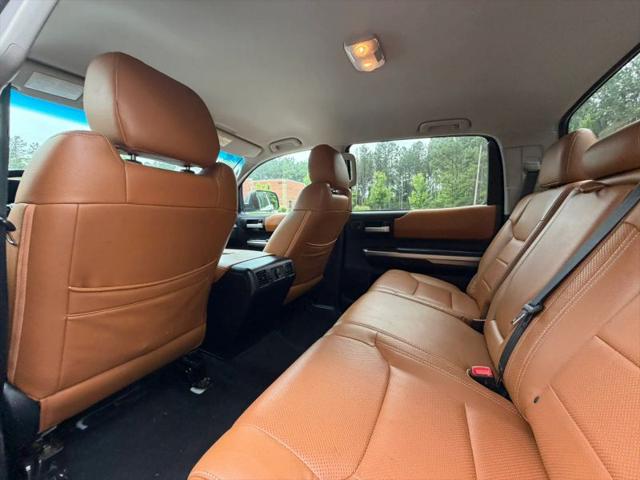 2017 Toyota Tundra SR5 5.7L V8