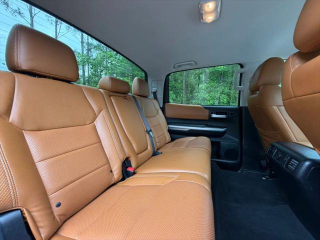 2017 Toyota Tundra SR5 5.7L V8