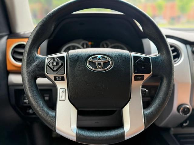2017 Toyota Tundra SR5 5.7L V8