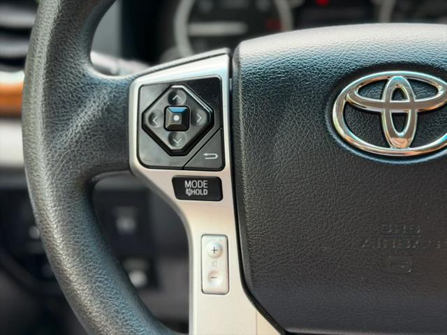2017 Toyota Tundra SR5 5.7L V8