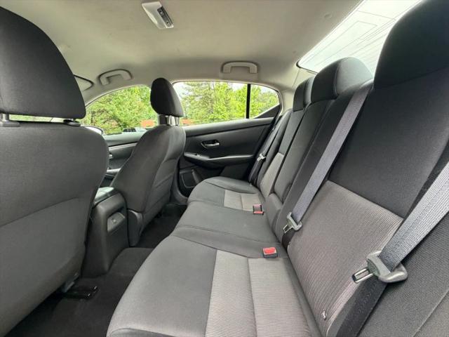 2022 Nissan Sentra SV Xtronic CVT