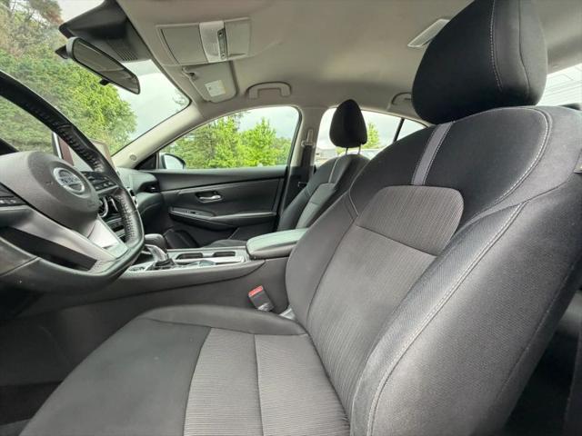 2022 Nissan Sentra SV Xtronic CVT