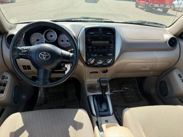 2005 Toyota RAV4 Base