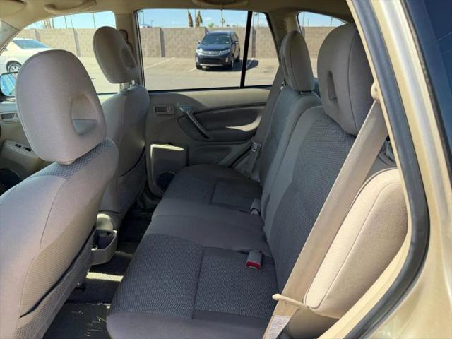 2005 Toyota RAV4 Base