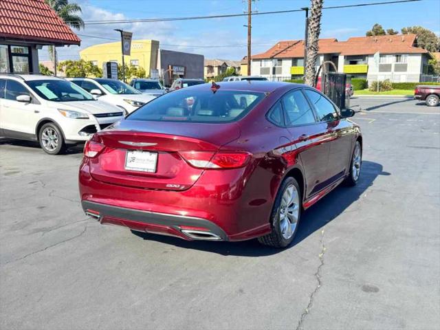 2015 Chrysler 200 S