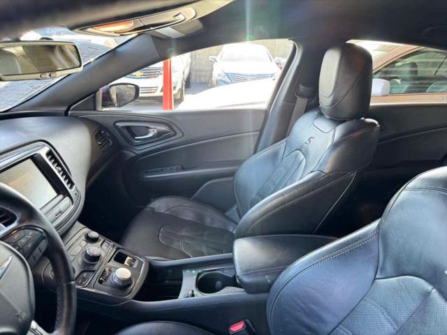 2015 Chrysler 200 S