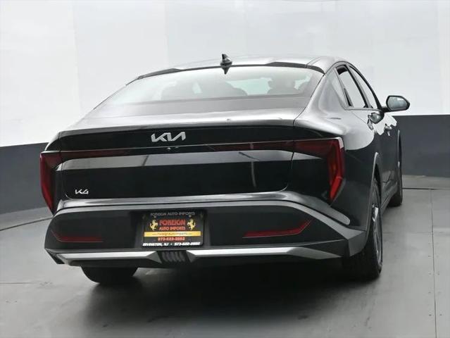 2025 Kia K4 LXS