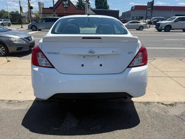 2017 Nissan Versa 1.6 SV
