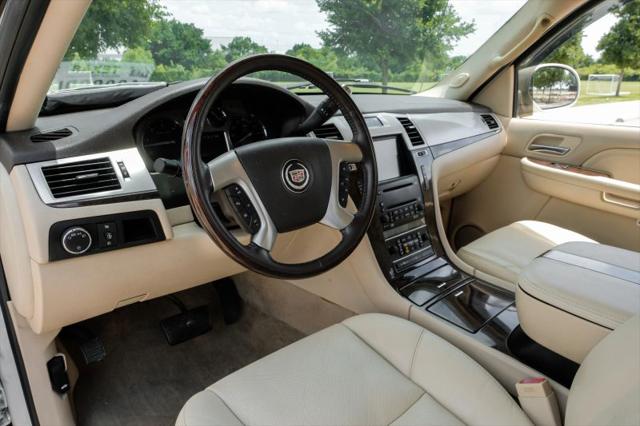 2007 Cadillac Escalade EXT Standard