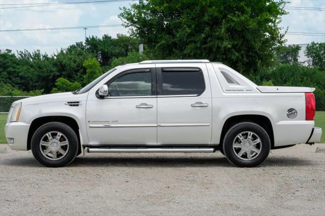 2007 Cadillac Escalade EXT Standard