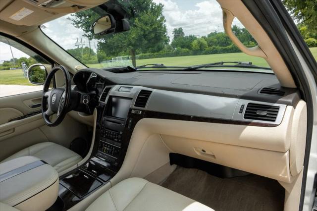 2007 Cadillac Escalade EXT Standard