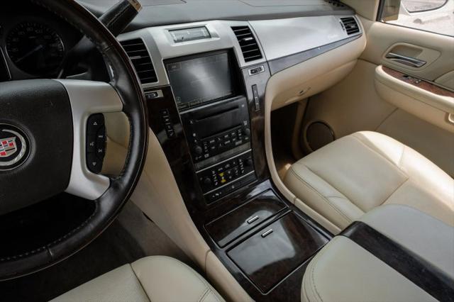 2007 Cadillac Escalade EXT Standard