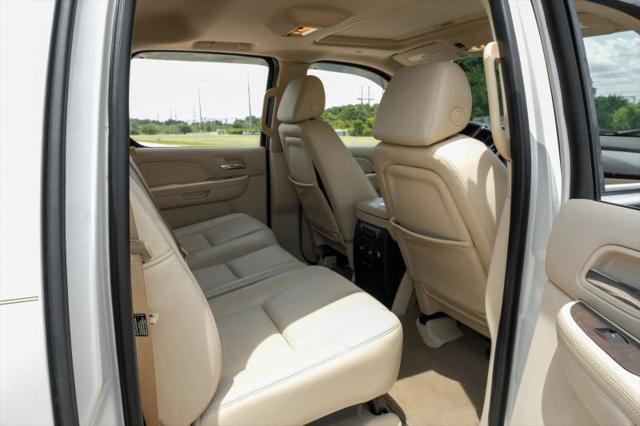 2007 Cadillac Escalade EXT Standard