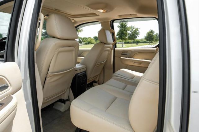 2007 Cadillac Escalade EXT Standard