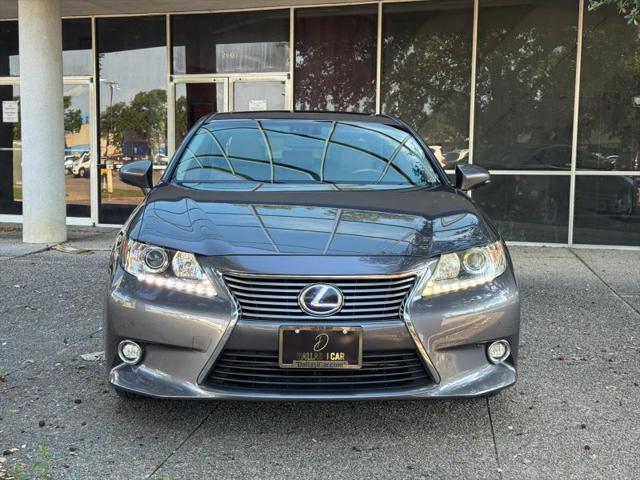 2014 Lexus ES 300h 300h