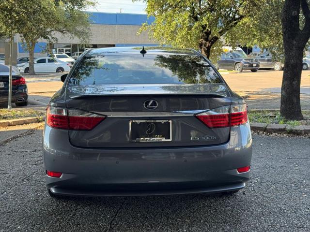 2014 Lexus ES 300h 300h