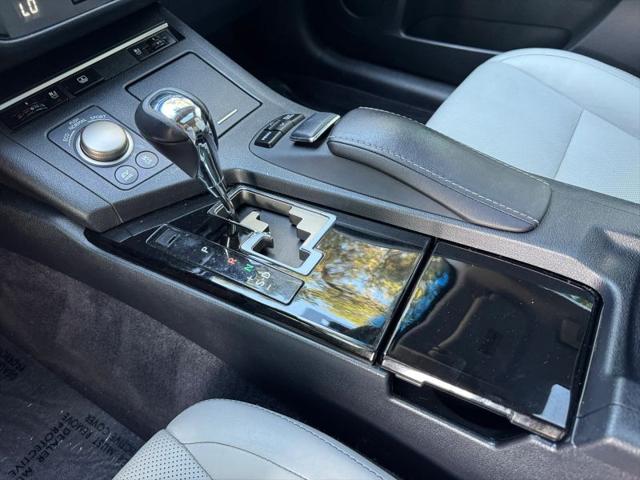 2014 Lexus ES 300h 300h