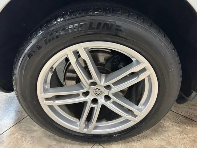 2018 Porsche Macan Sport Edition