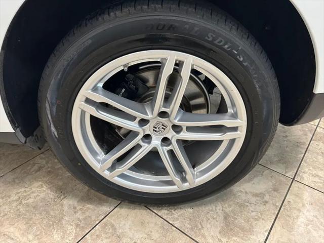 2018 Porsche Macan Sport Edition