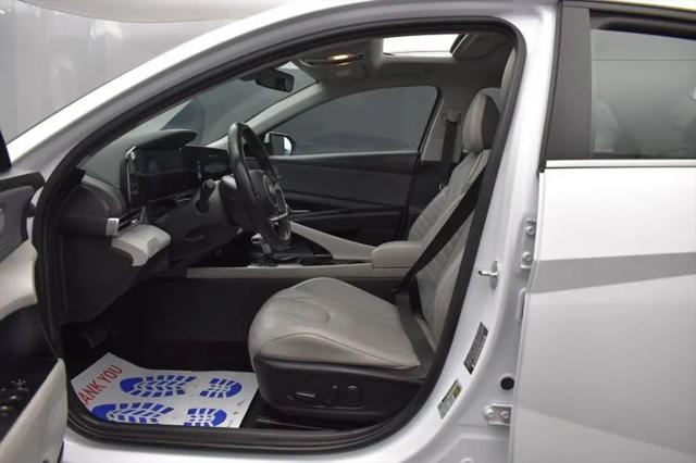 2024 Hyundai Elantra Limited