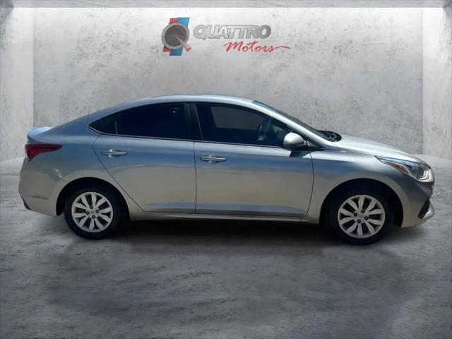 2022 Hyundai Accent SE