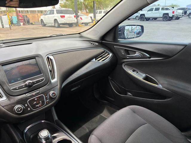 2017 Chevrolet Malibu 1LT