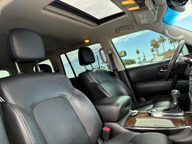 2016 INFINITI QX80 Base