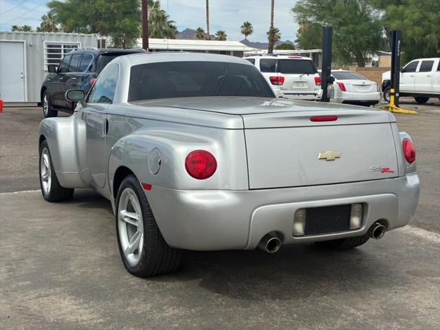 2005 Chevrolet SSR Base