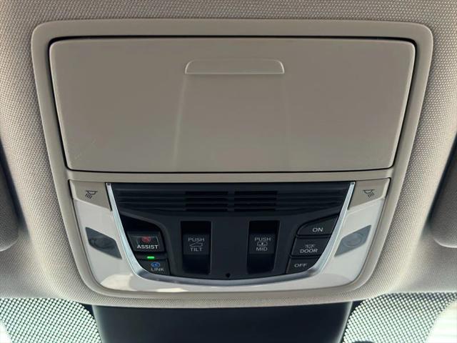 2024 Acura MDX Standard