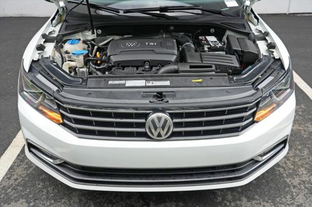 2016 Volkswagen Passat 1.8T SE