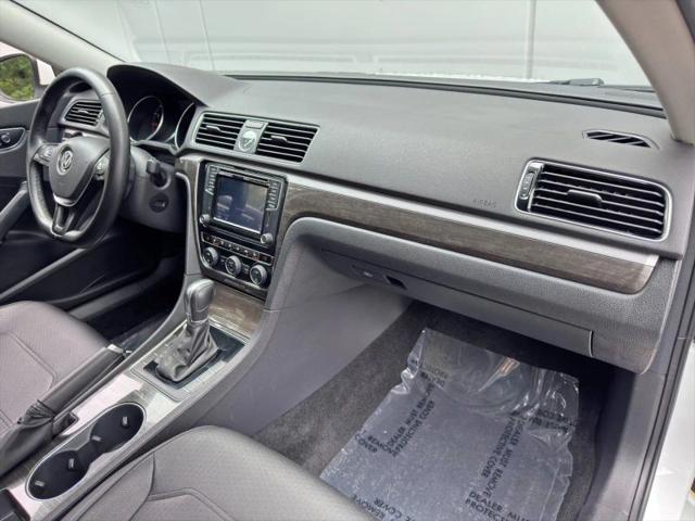 2016 Volkswagen Passat 1.8T SE