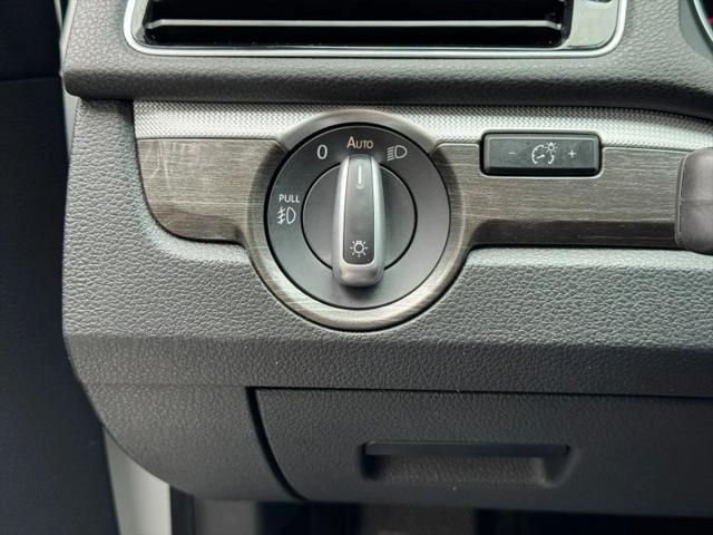 2016 Volkswagen Passat 1.8T SE